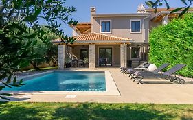 Villa Flora Vabriga