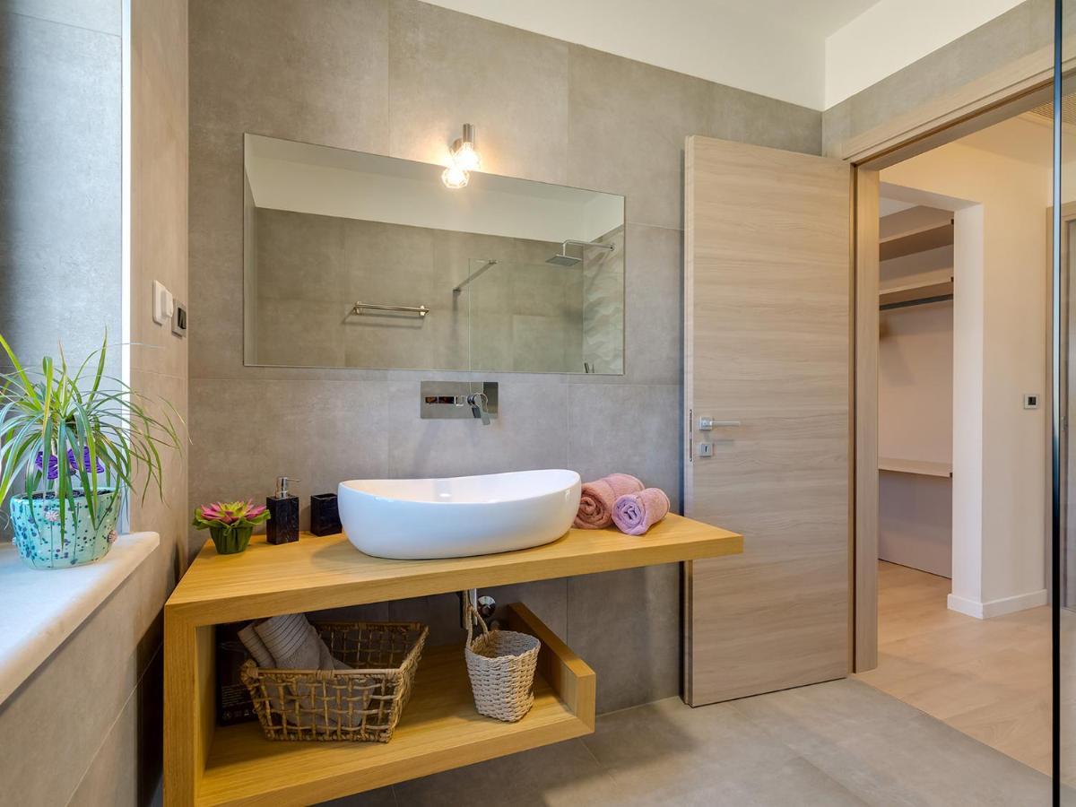 Villa Flora Vabriga Tar-Vabriga Buitenkant foto