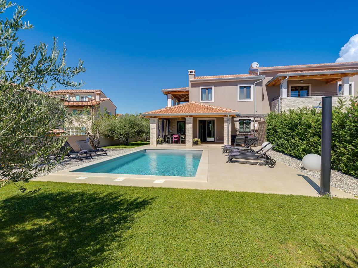Villa Flora Vabriga Tar-Vabriga Buitenkant foto